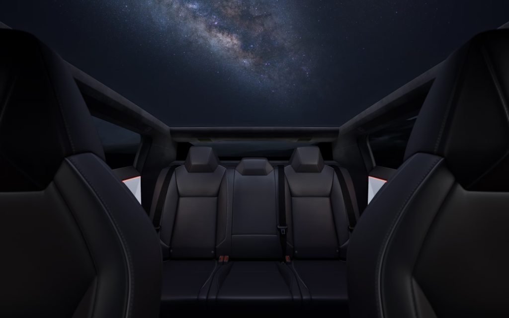 Cybertruck plazas traseras. Foto por Tesla